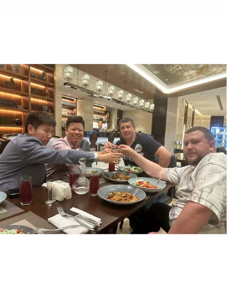 泰安同科液壓設(shè)備有限公司在俄羅斯舉辦的ctt工程機(jī)械展會(huì)中圓滿(mǎn)完成了參展任務(wù)
